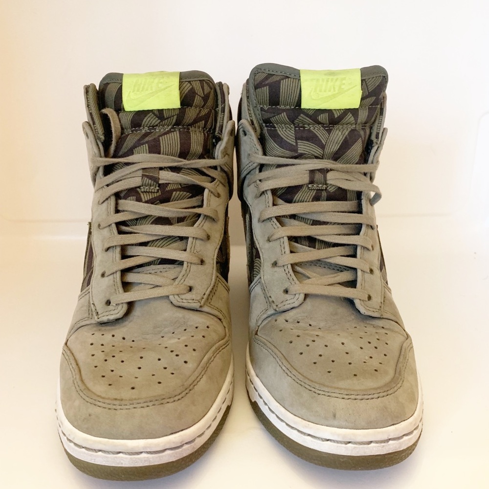 Nike 8 Womens Dunk Sky Hi Liberty Wedge Sneakers